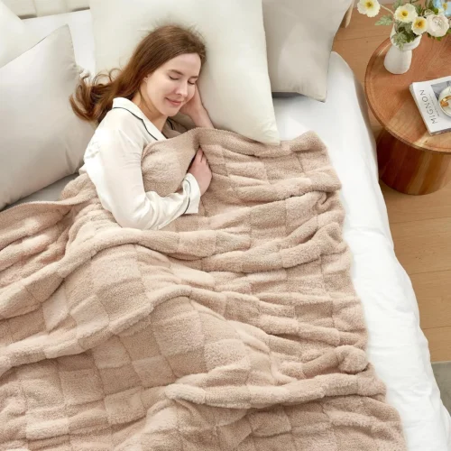 Alternative view of Snuggle Sac Fall Checkered Throw Blanket Faux Fur Microfiber Blankets for Couch, Cozy Soft Warm Blanket for Sofa Bedroom Living Room, Beige Checker, 50x60 inches